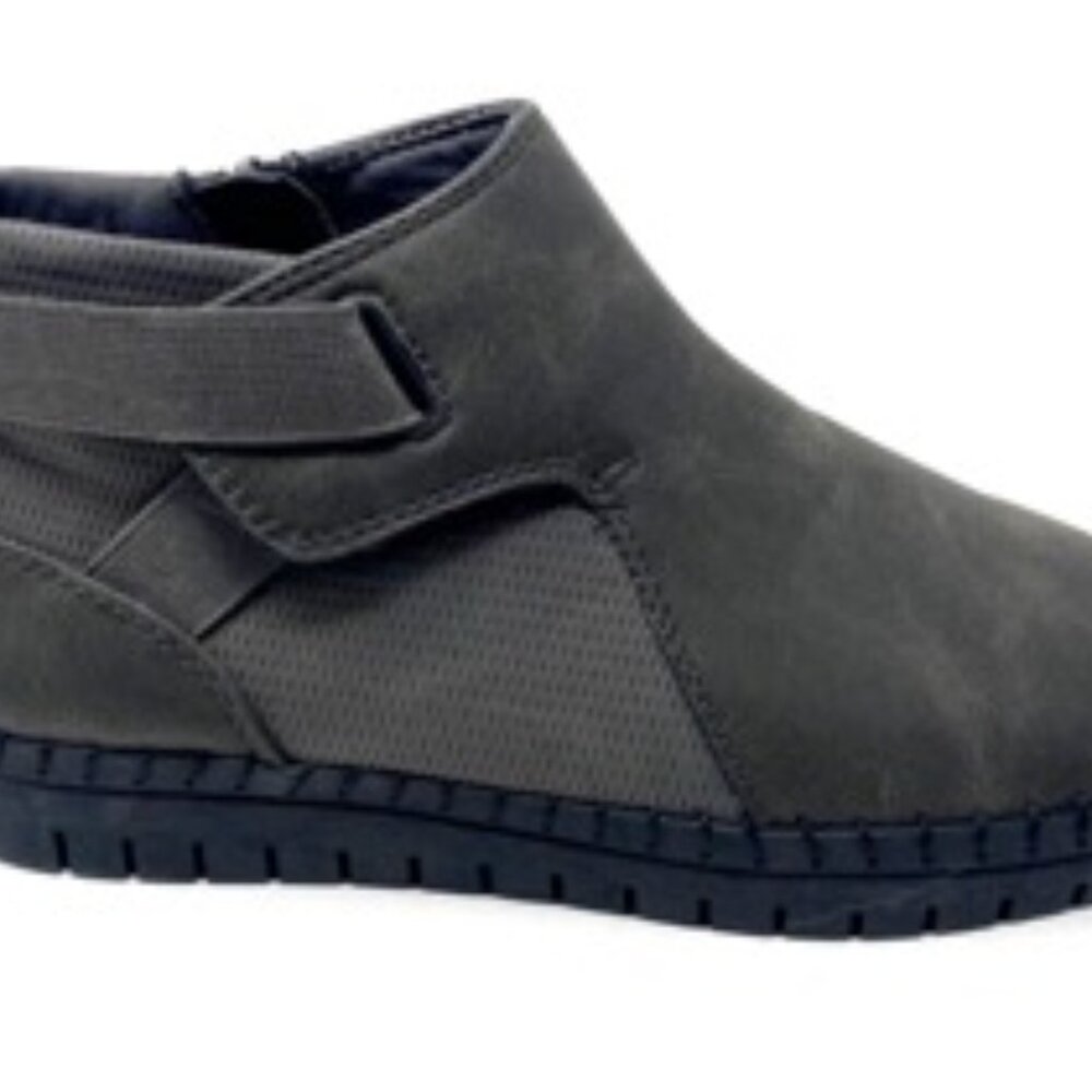 Easy Street Women's Julienne Ankle Bootie Gray/Black Size 6W Wide